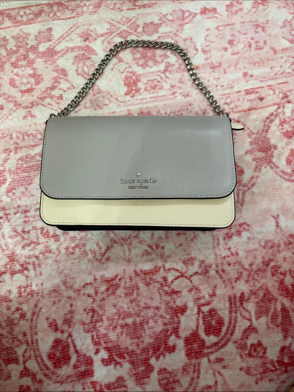 kate spade Two-Tone Gray and Cream Leather Chain Shoulder Bag
